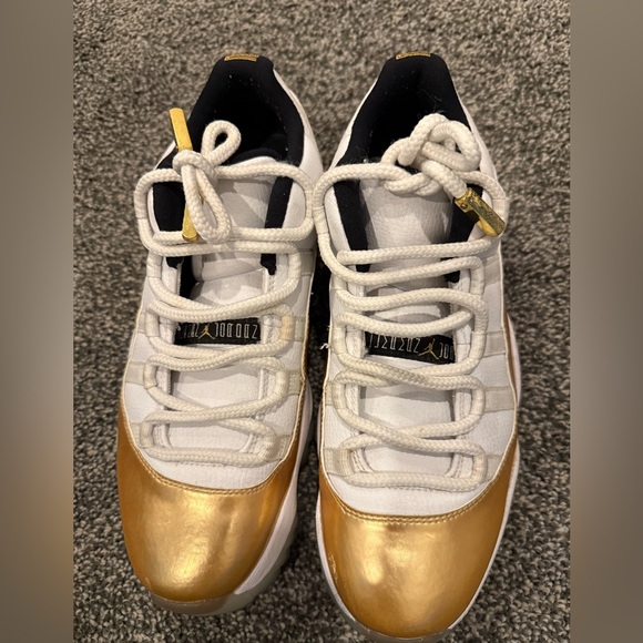Jordan Other - Jordan 11 Retro Low Gold and White (Closing Ceremony)